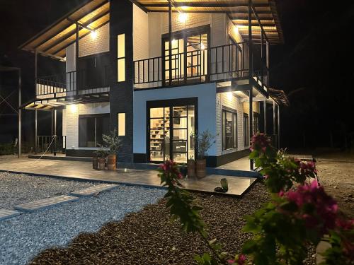 Moderna casa campestre — 4-Star Luxury Hotel in Guamo, Colombia