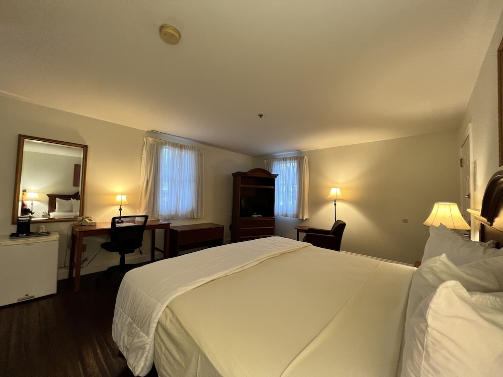 Inn at Cemetery Hill - photo 20