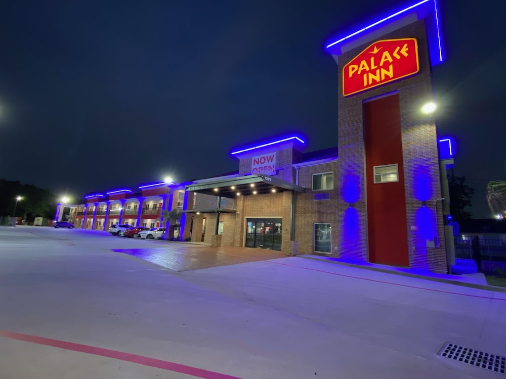 Palace Inn Arcola - photo 16