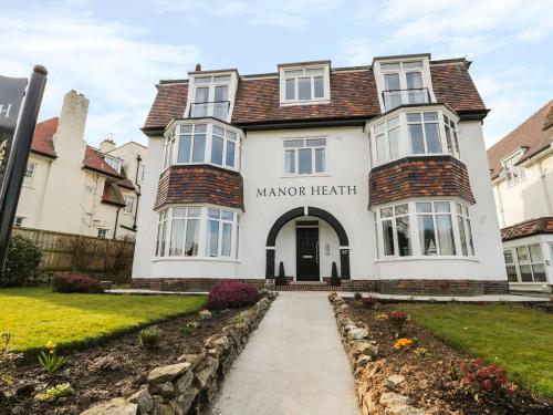 Manor Heath Apartment 2