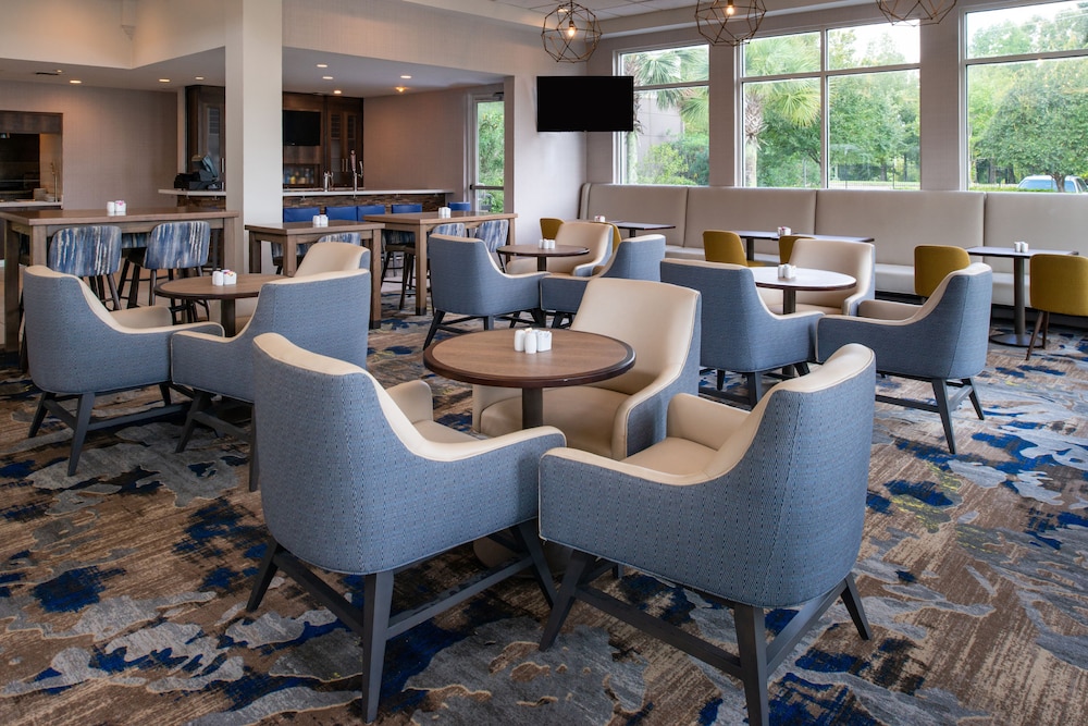 Hilton Garden Inn Baton Rouge Airport - photo 35