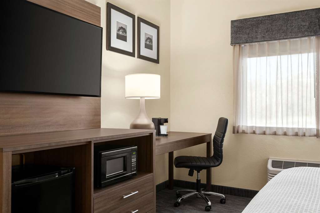 Wingate By Wyndham Appleton - photo 13