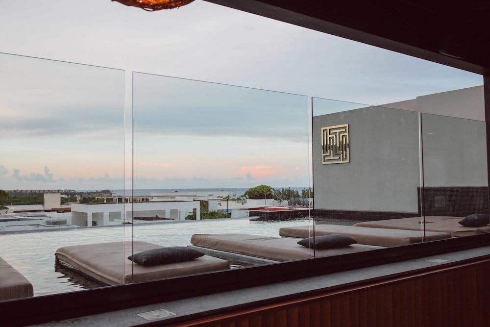 KLR It Hotel & Residences By Sercotel