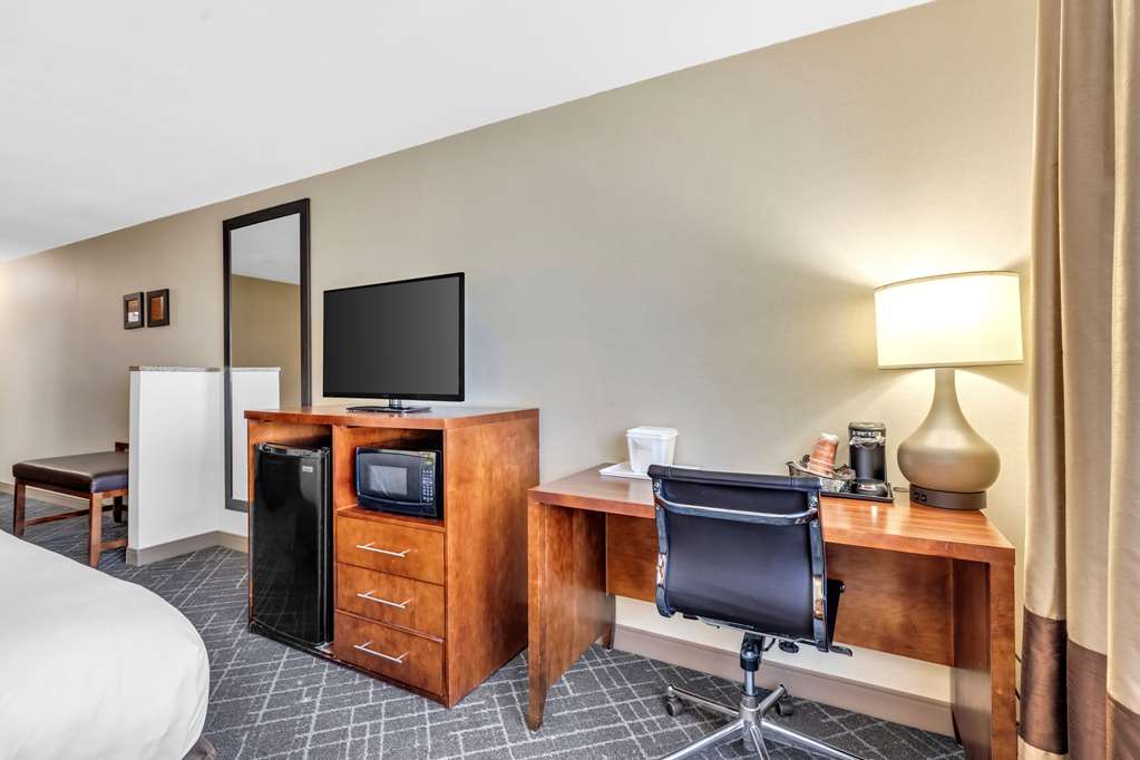 Comfort Inn Denver West Arvada Station - photo 54