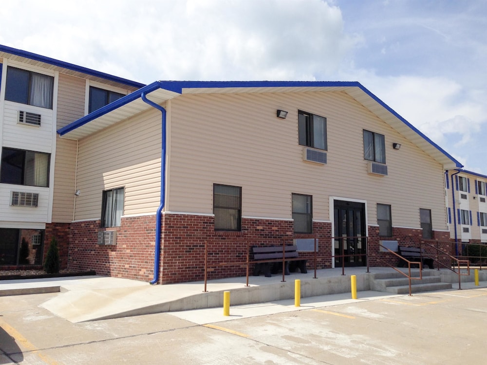 Motel 6 Sedalia MO - photo 14