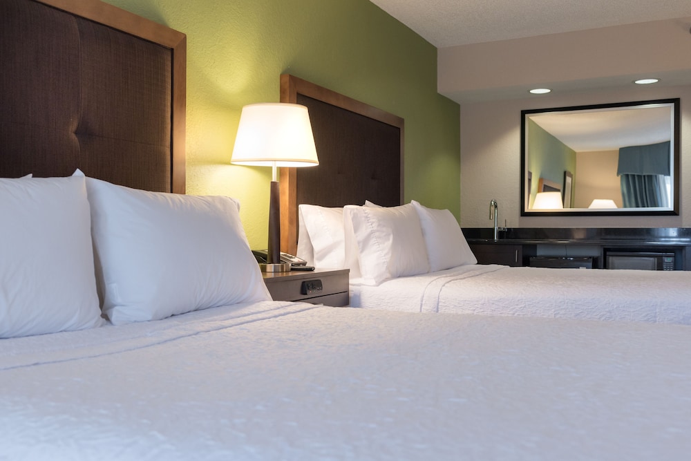 Hampton Inn Brooksville Dade - photo 11