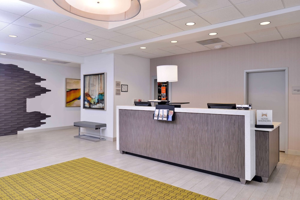 Hampton Inn & Suites Shelby - photo 6