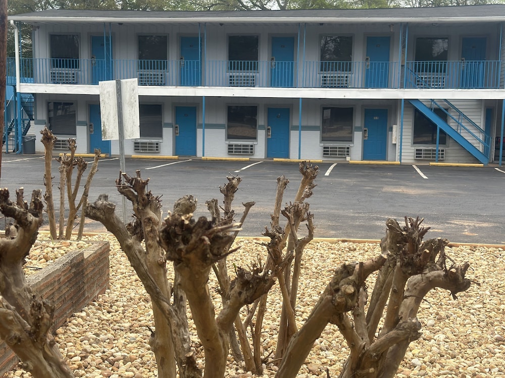 Green Garden Inn - photo 33