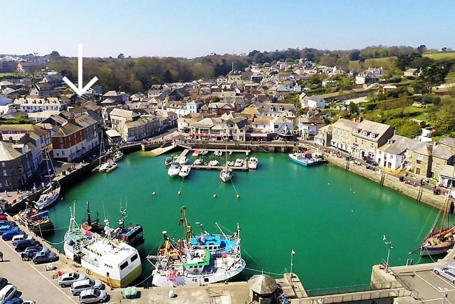 Town Centre Apartment Dogs Welcome — 4-Star Luxury Hotel in Padstow, United Kingdom