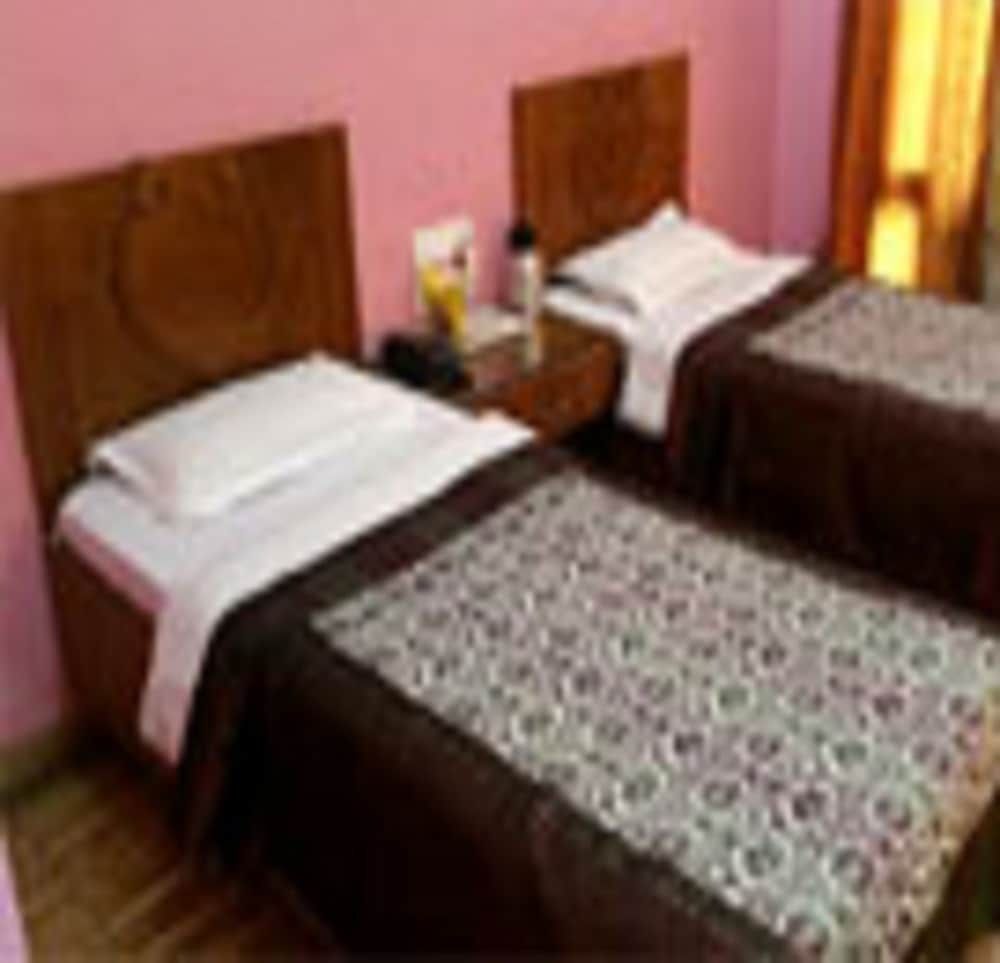 The Grand Utsav Motal Jaunpur — hotel in Jaunpur