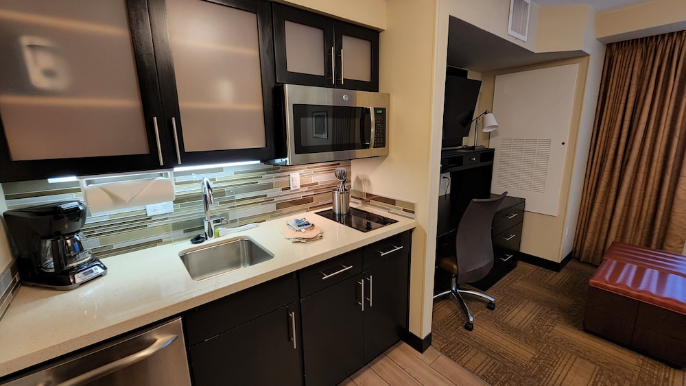 Staybridge Suites Denver Downtown by IHG - photo 37
