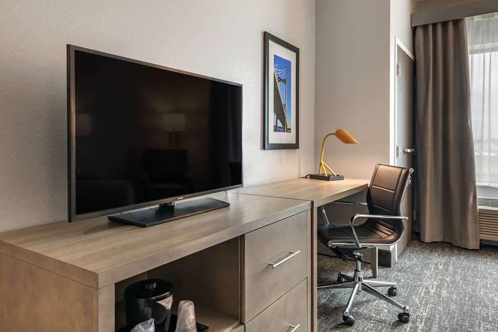Comfort Inn & Suites Jacksonville Orange Park Near Naval Air Station - photo 6