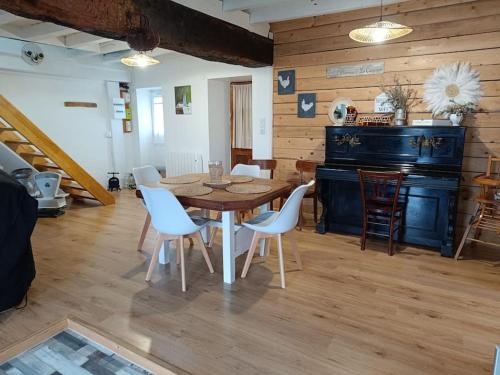 Gite 4 Etoiles la Garconniere — hotel in Reugny