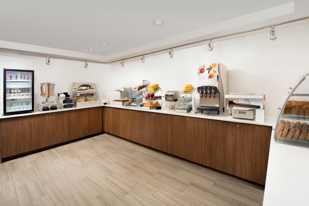 Holiday Inn Express Baltimore BWI Airport NE by IHG - photo 20