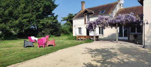 Gites de la Benardiere - carbon neutral hotel in Unknown City