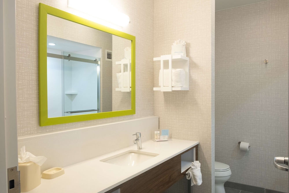Hampton Inn & Suites Dallas Lewisville Vista Ridge Mall TX - photo 23