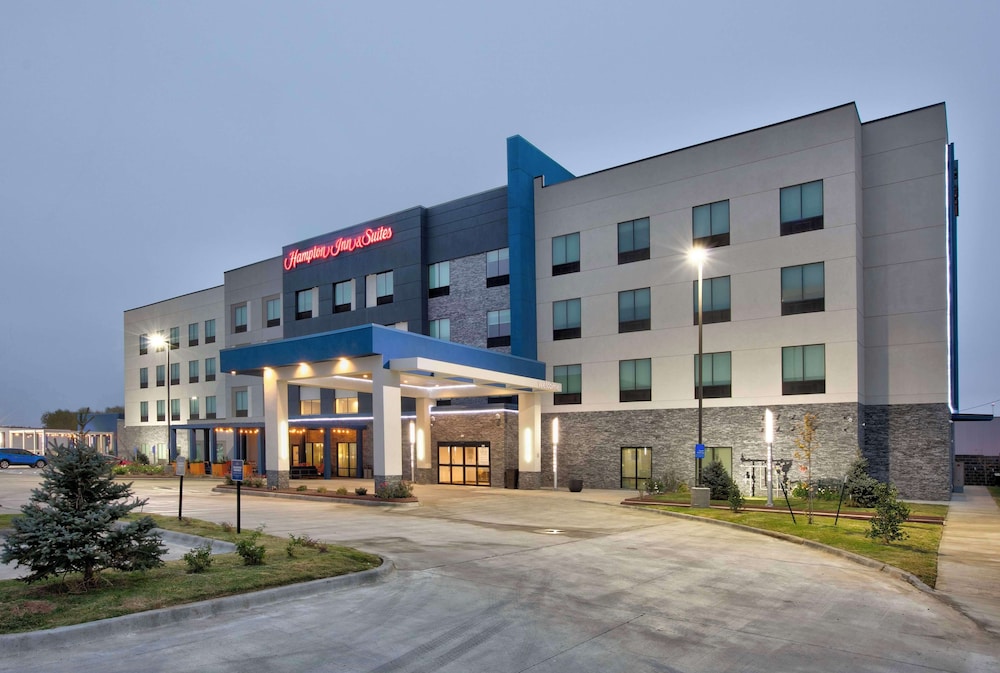 Hampton Inn & Suites by Hilton Dalhart - photo 29