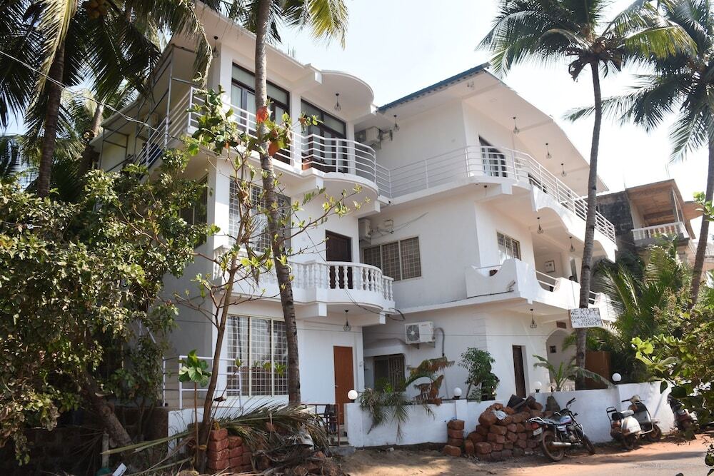 Amor By The Walk Stayss — Mormugao