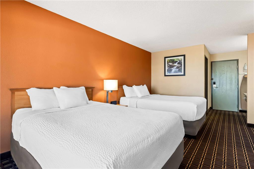 Days Inn by Wyndham Black River Falls I 94 on ATV Trail - photo 15