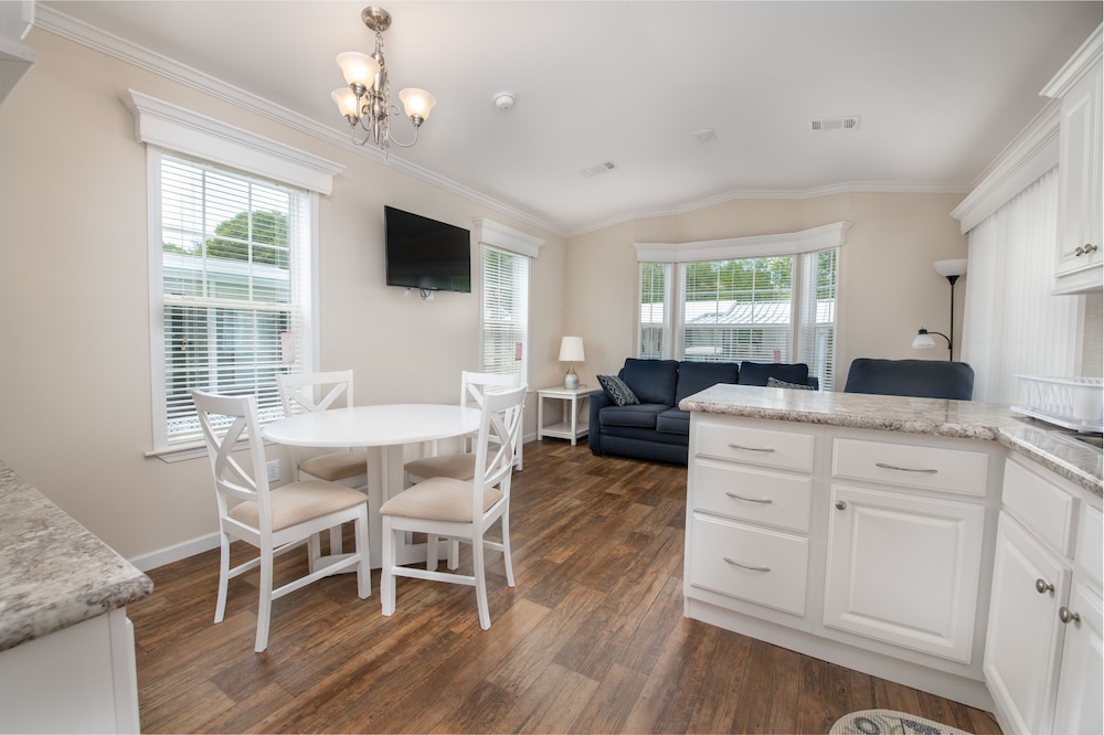 Glen Haven RV Resort - carbon neutral hotel in Zephyrhills