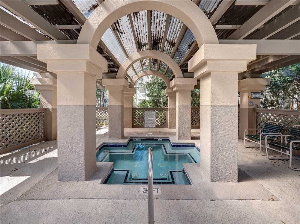 Colonnade Club 174 - photo 7