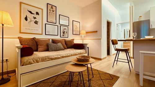 Click&Guest Modern And Luxury Flat B in Telde in Telde, Spain