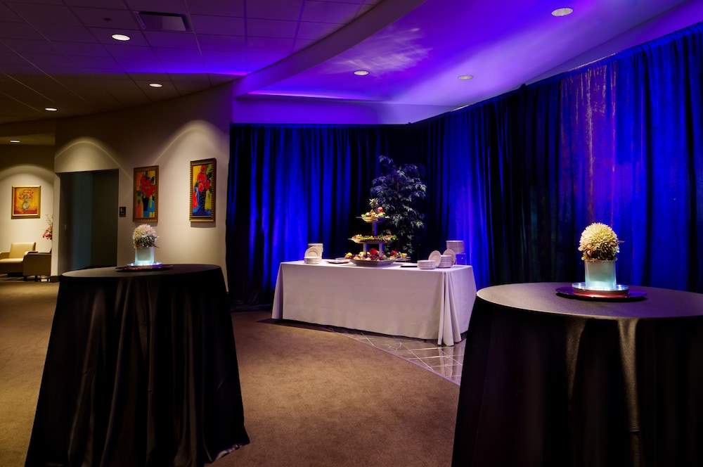 Hilton Garden Inn Cleveland East Mayfield Village - photo 20