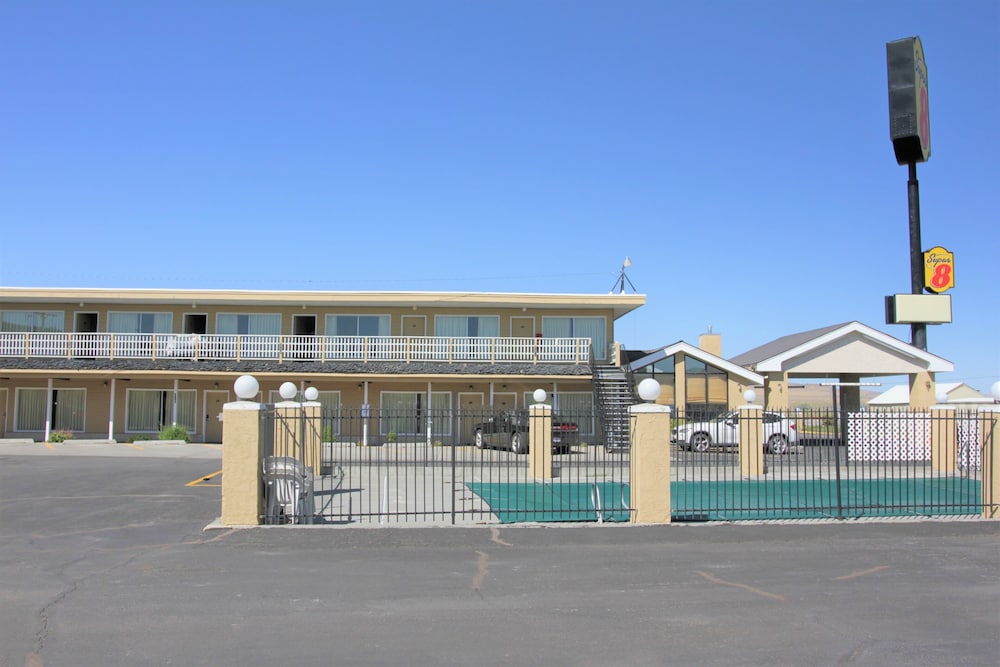 Super 8 by Wyndham Wells - photo 28