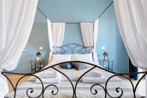 Suite Laterani 3 bedrooms with parking — 4-Star Luxury Hotel in Rome, Italy