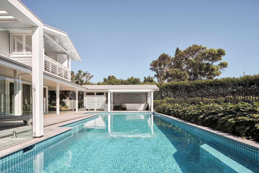 Your Luxury Escape Trig Point in Palm Beach, Australia