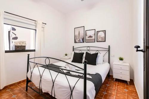 Apartamento la Listada Alto — 4-Star Luxury Hotel in Lomo De Arico, Spain