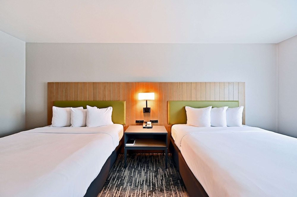 Country Inn & Suites by Radisson Bloomington Normal Airport IL - photo 17
