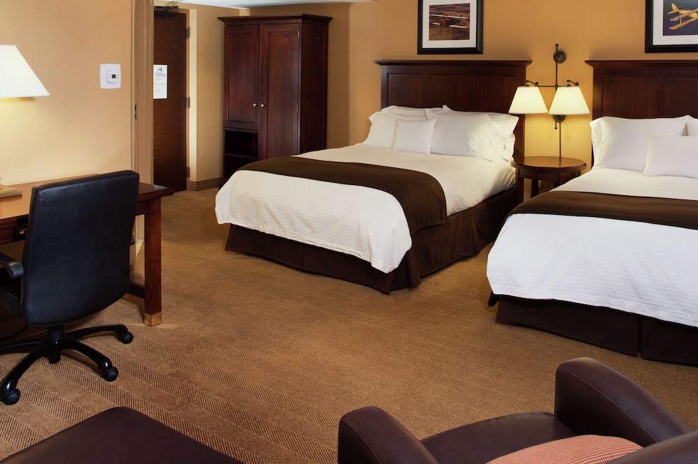 DoubleTree by Hilton Cincinnati Airport - photo 8