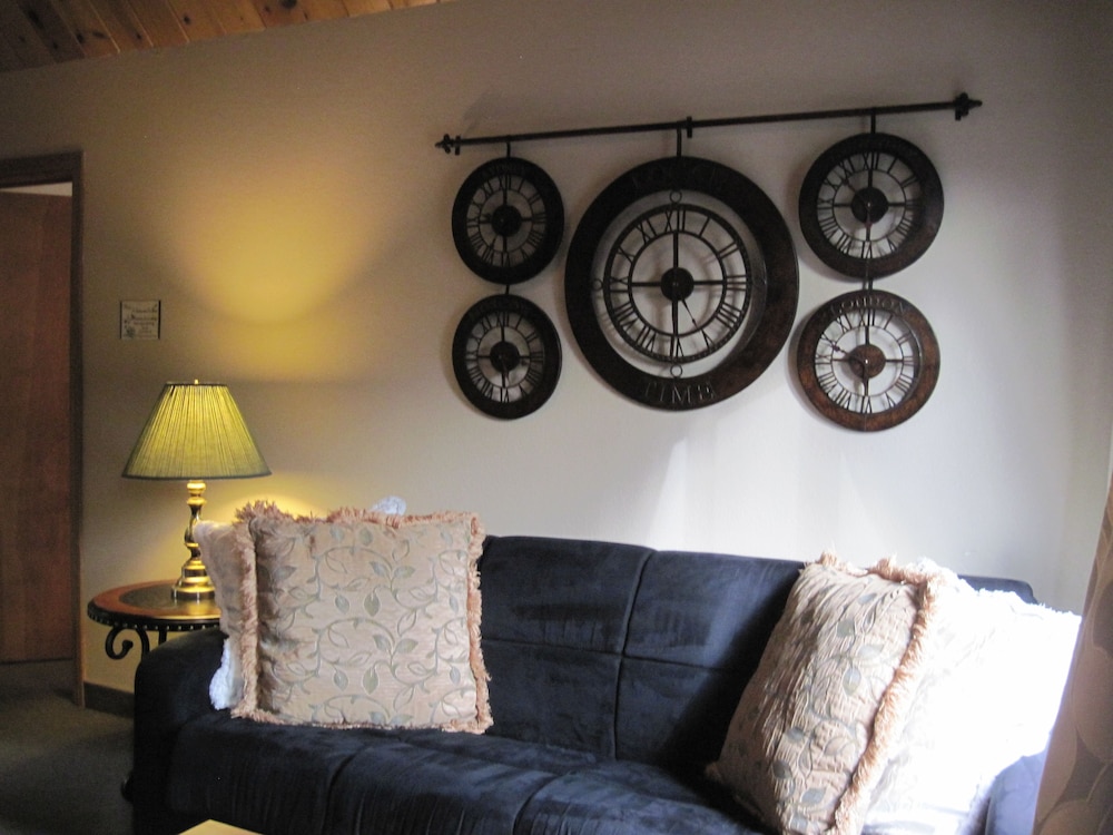 The North Shore Inn - photo 46