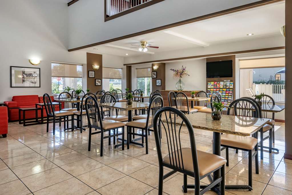 Quality Inn Zephyrhills Dade City - photo 38