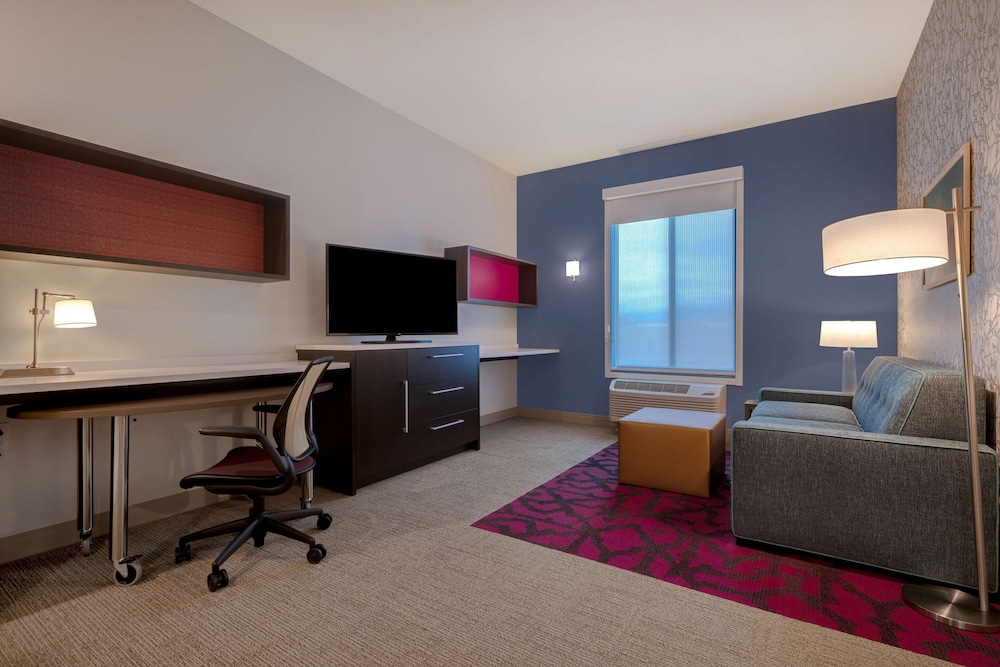Home2 Suites by Hilton Redding - photo 10