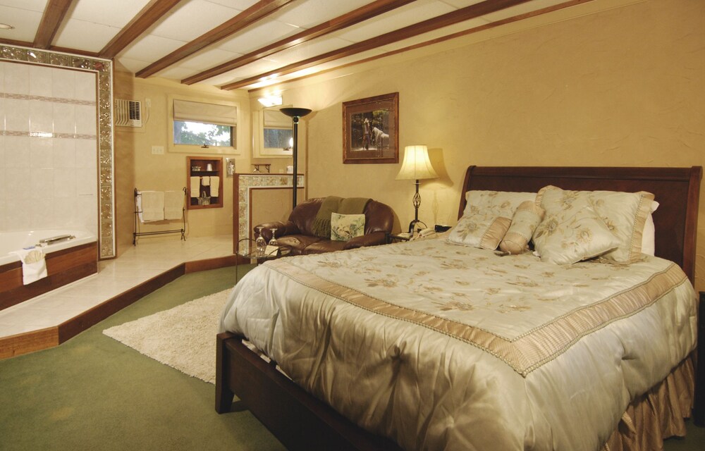 Wrens Nest Inn - photo 5