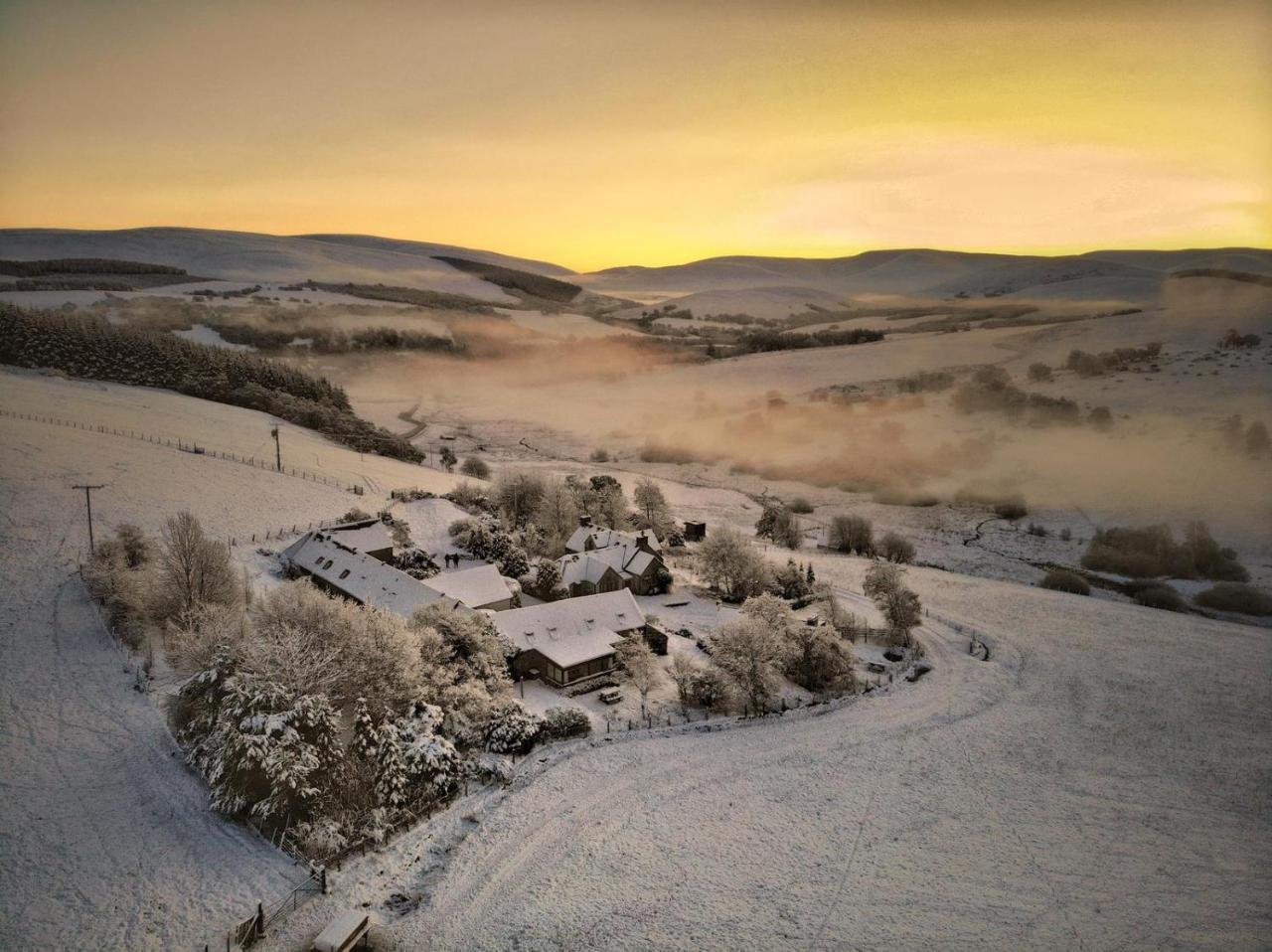 Easter Corrie Cottages - carbon neutral hotel in Unknown City