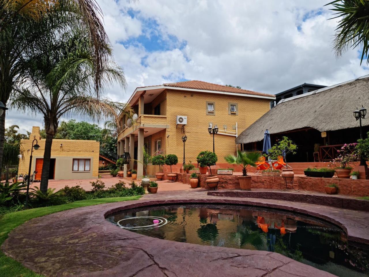 Casa de Jardim Guesthouse — 4-Star Luxury Hotel in Centurion, South Africa