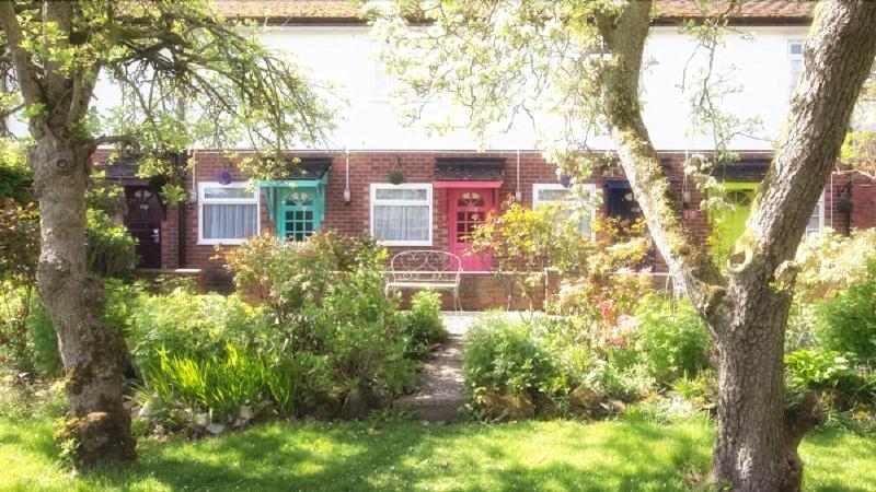 Woodcote Hotel in Ellesmere Port, United Kingdom