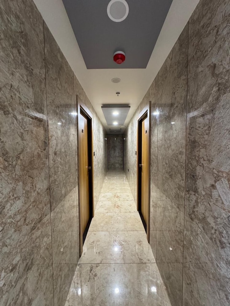 Hotel The Premier Dwarka - carbon neutral hotel in Dwarka