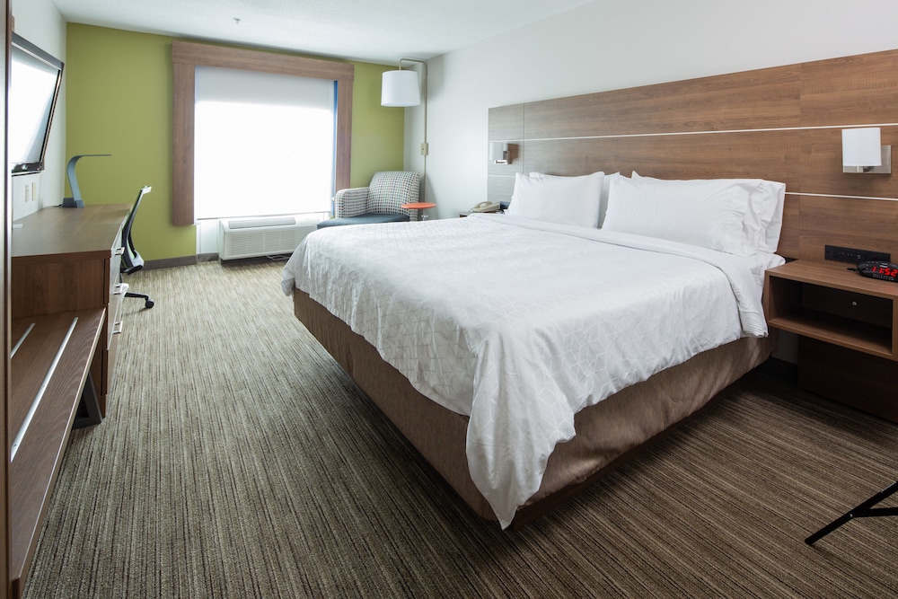 Holiday Inn Express & Suites Lenoir Cty by IHG - photo 15