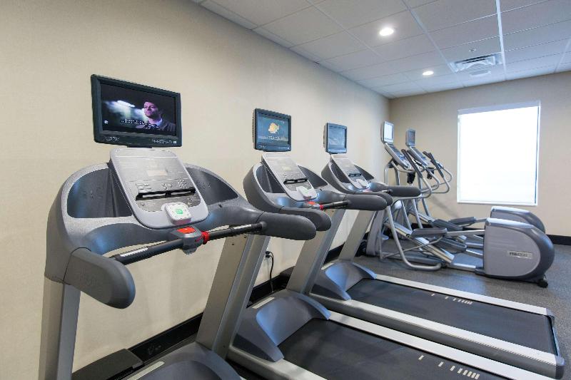Hampton Inn & Suites Stroud - photo 159