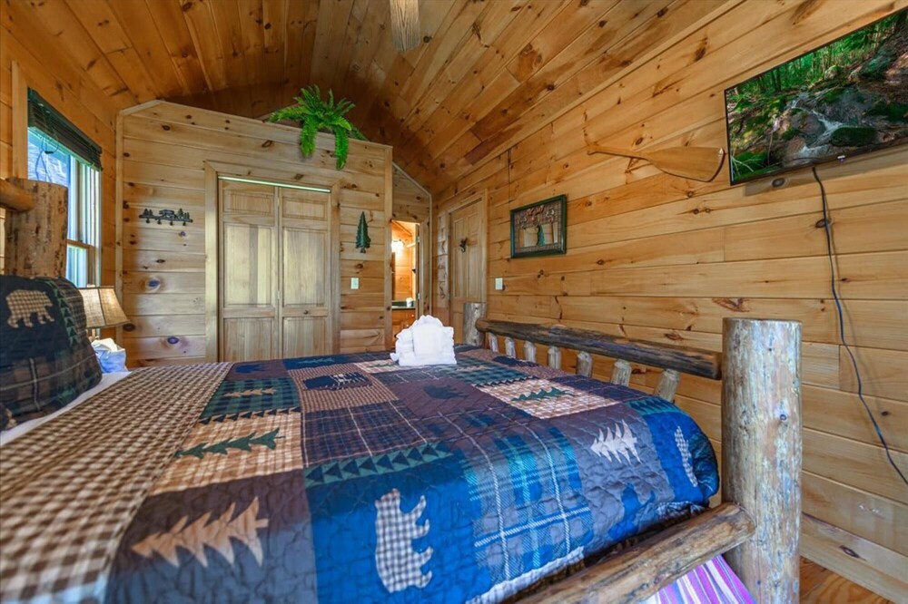 Riverside Retreat - photo 18