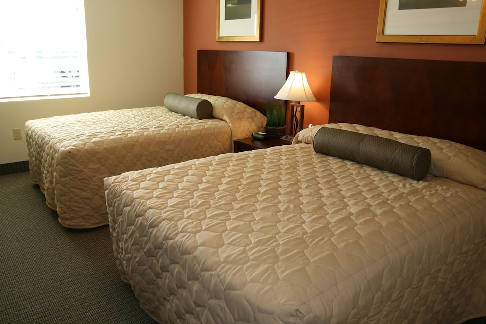 Affordable Suites Mooresville LakeNorman - photo 7