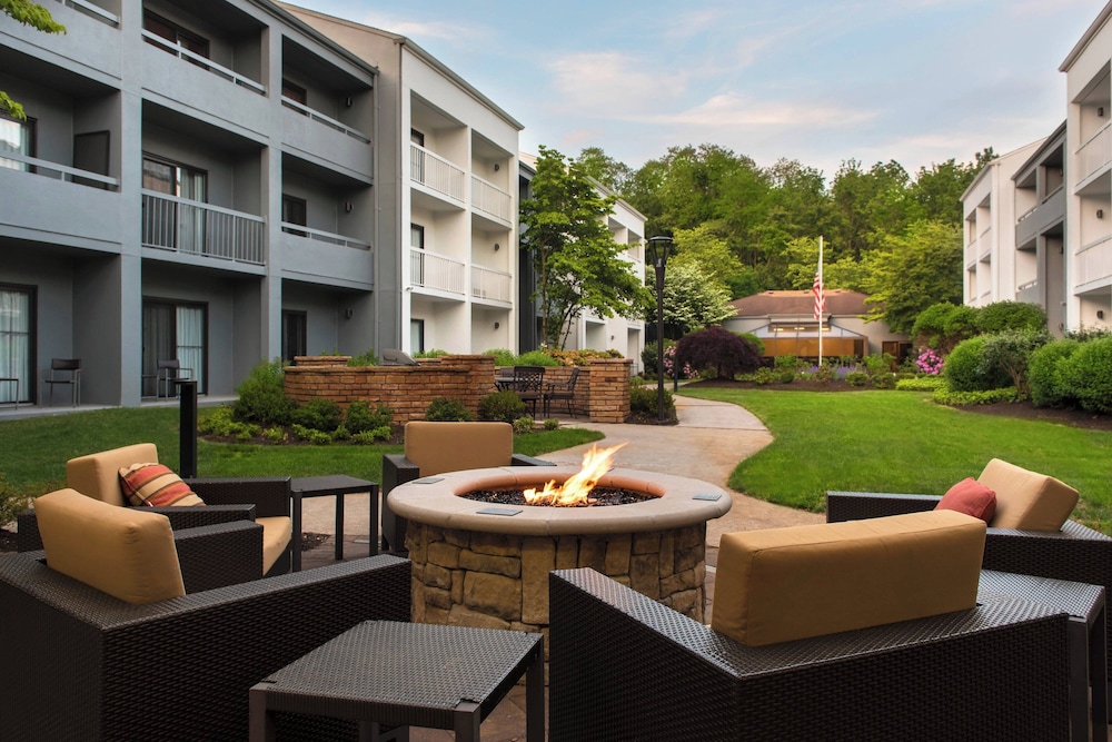 Courtyard by Marriott Lincroft Red Bank - photo 35