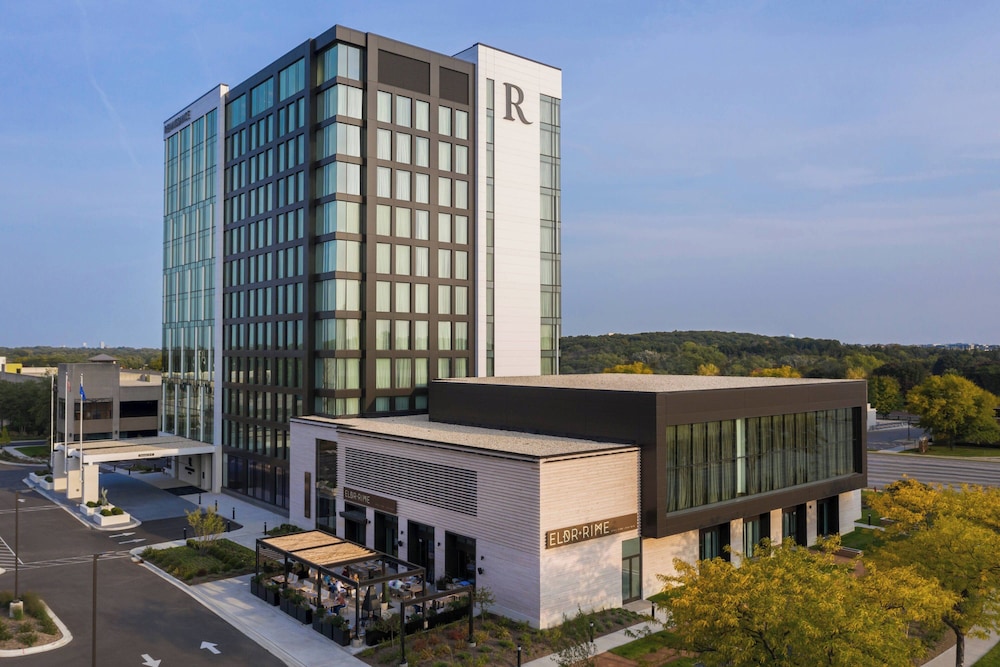 Renaissance Milwaukee West Hotel in Milwaukee, United States