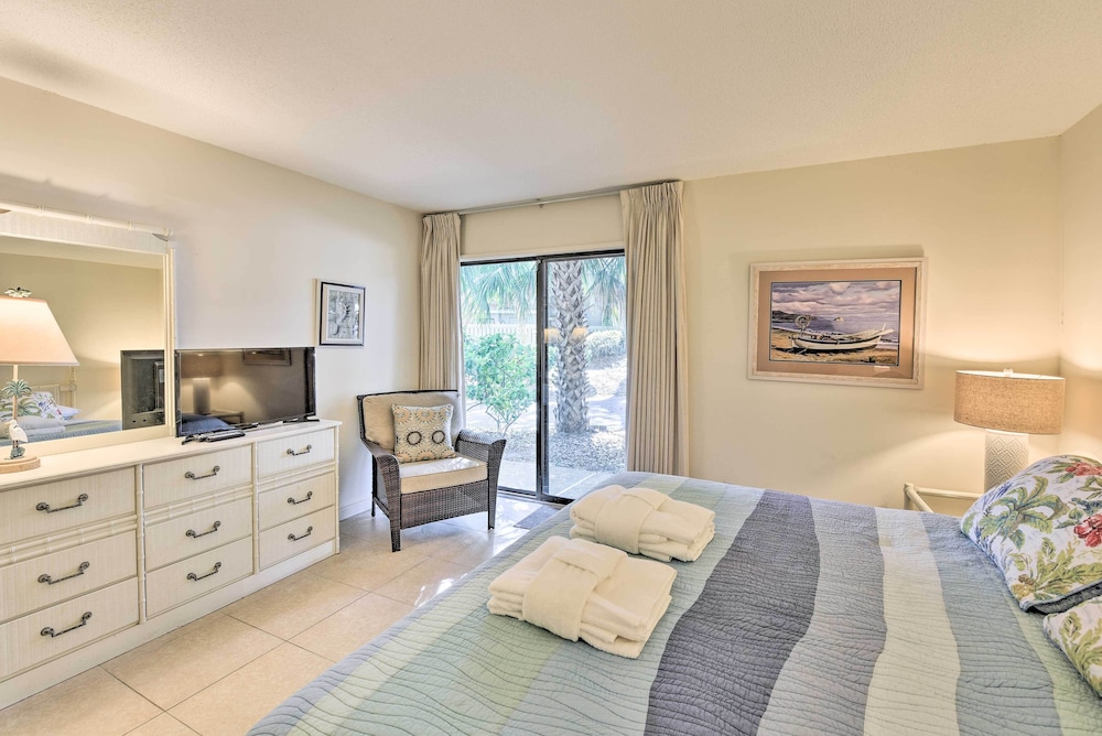 Hilton Head Resort Villa 200 Yards From Beach - photo 2