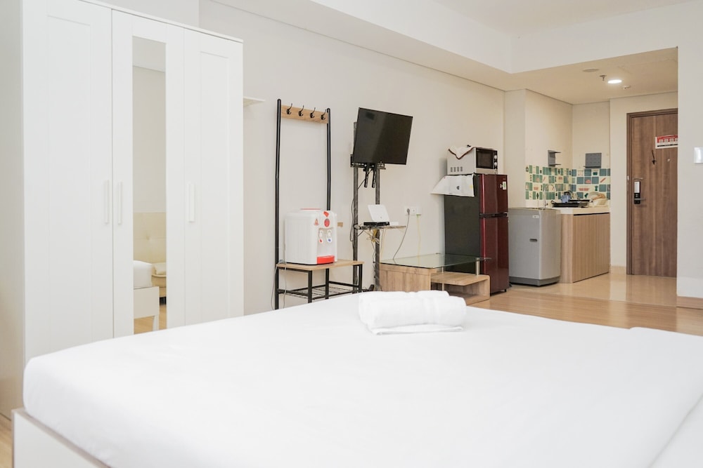 Modern 2 Bedroom Apartment at Tangcity Superblock — 4-Star Luxury Hotel in Tangerang, Indonesia