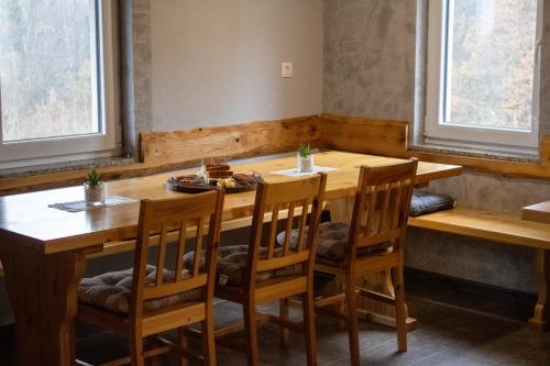 Zidanica Vidrih in Dolenjske Toplice, Slovenia